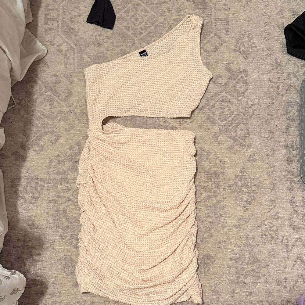 Chic Cream One-Shoulder Dress